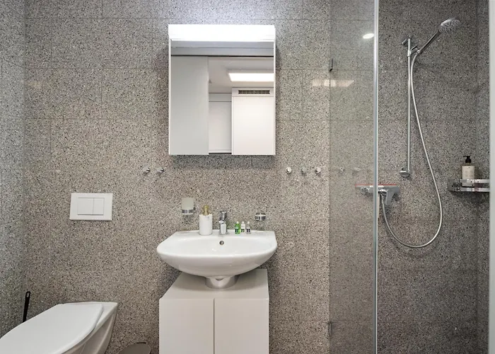 Bergstudio Ii I Laax I I Berg I Gartis Parkplatz