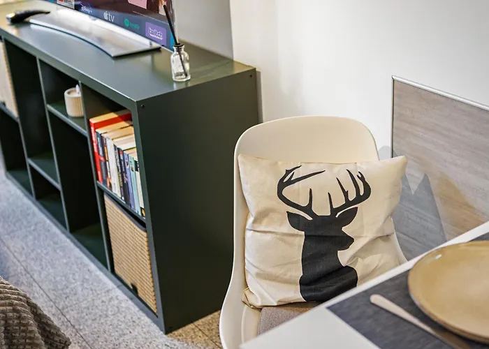 Bergstudio II I Flims Laax I Ski I Berg I Gartis Parkplatz Apartman Flims